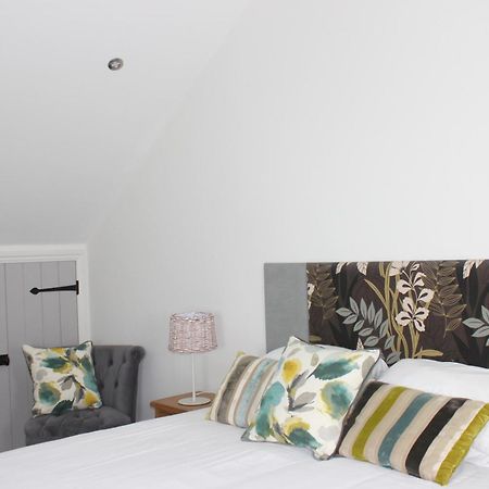 Merchants Rest Dartmouth Buitenkant foto