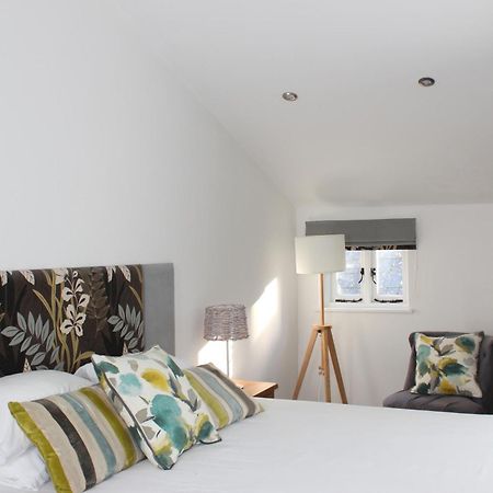 Merchants Rest Dartmouth Buitenkant foto