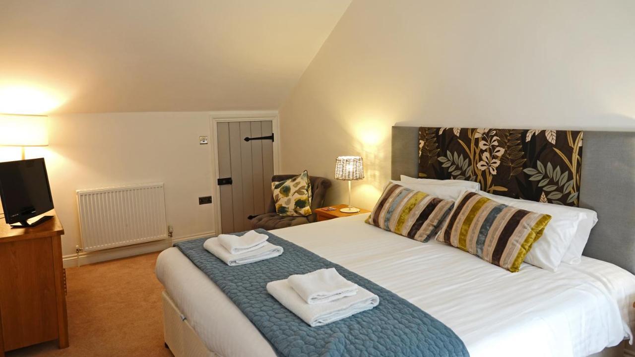 Merchants Rest Dartmouth Buitenkant foto